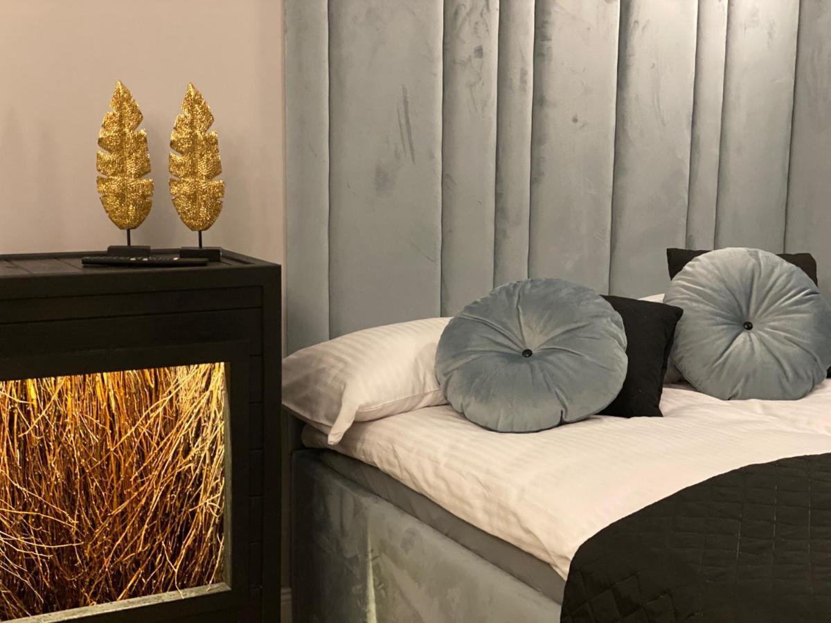 Family & Business Sauna Teznia No14 Lesny Nad Zalewem Cedzyna - 1 Bedroom With Private Sauna, Bath With Hydromassage , Terrace, Parking, Catering Options Кельце