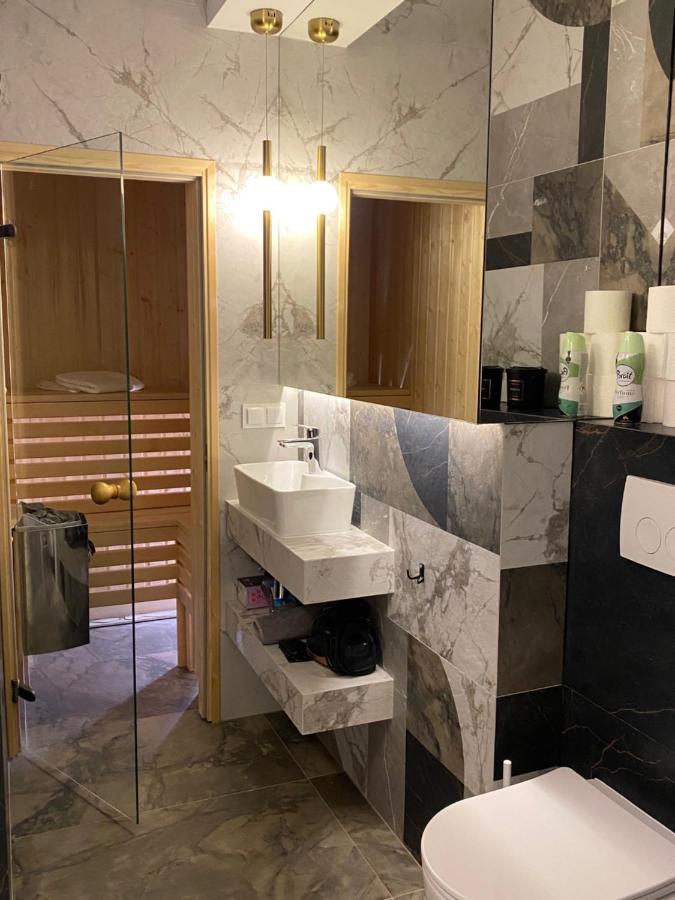 Family & Business Sauna Teznia No14 Lesny Nad Zalewem Cedzyna - 1 Bedroom With Private Sauna, Bath With Hydromassage , Terrace, Parking, Catering Options * Кельце